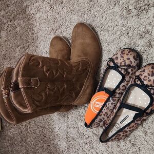 Lot Of Girls Shoes! Sonoma Brown Faux Suede Western Boots And Leopard Flats Sz 1